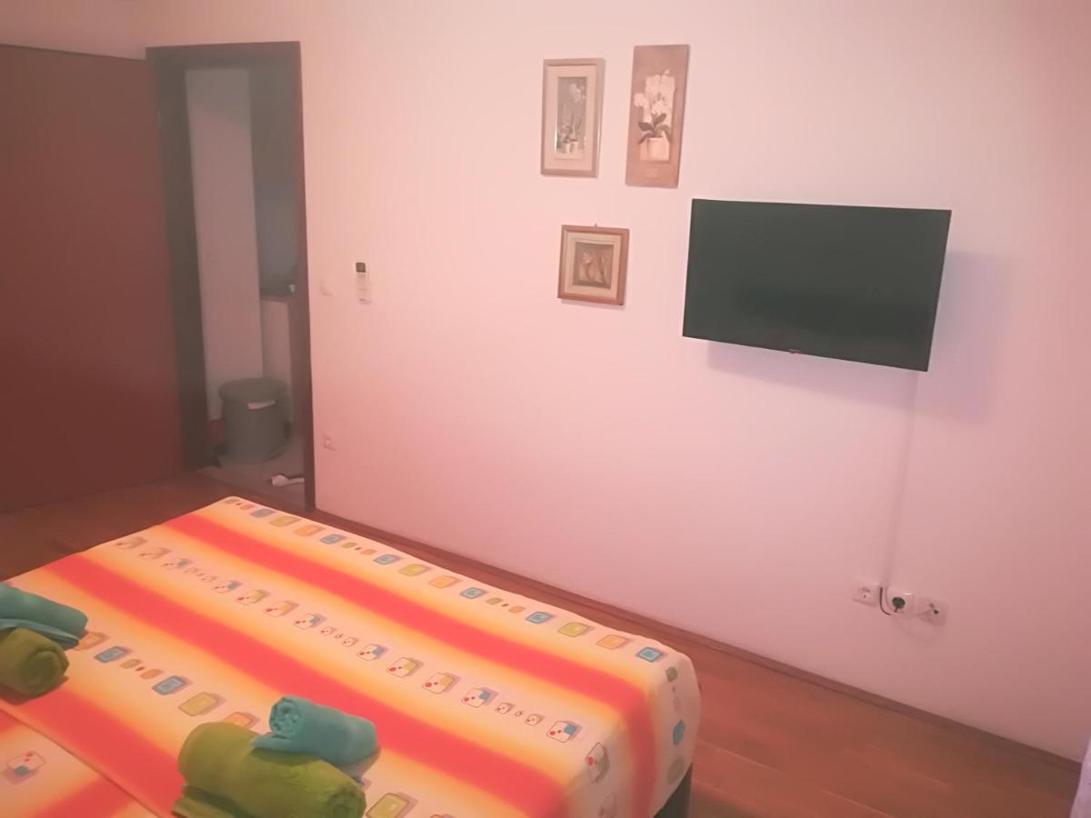 Apartments Mihic Makarska Ngoại thất bức ảnh