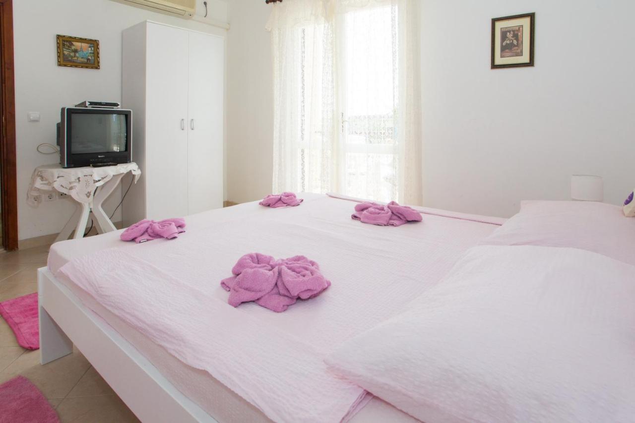 Apartments Mihic Makarska Ngoại thất bức ảnh