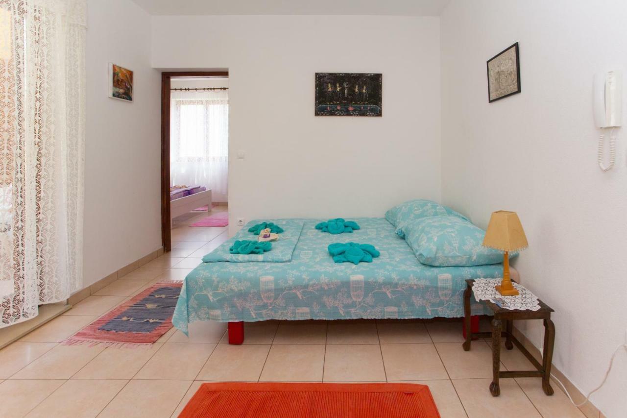 Apartments Mihic Makarska Ngoại thất bức ảnh