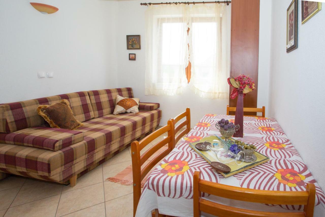 Apartments Mihic Makarska Ngoại thất bức ảnh