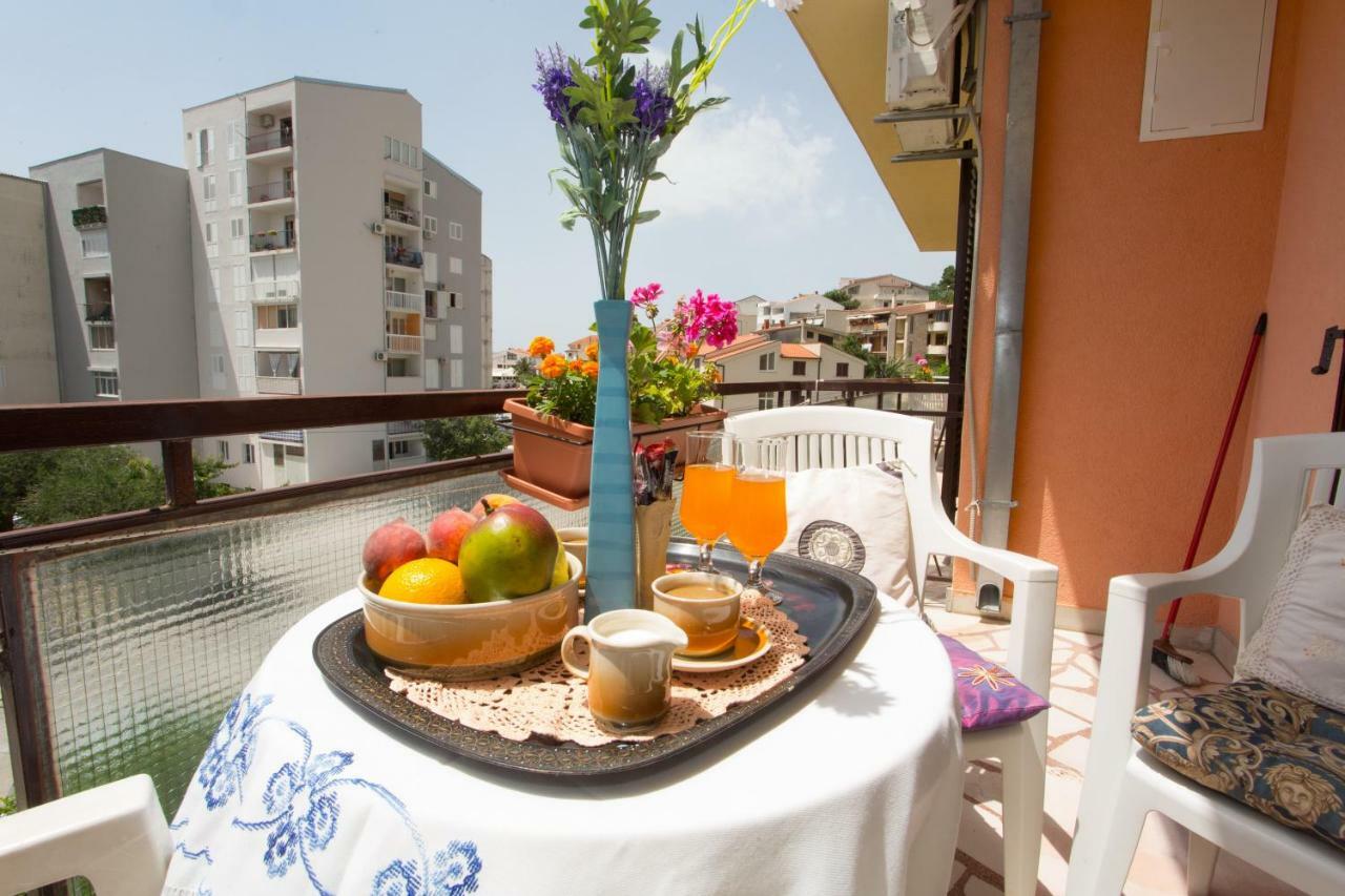 Apartments Mihic Makarska Ngoại thất bức ảnh
