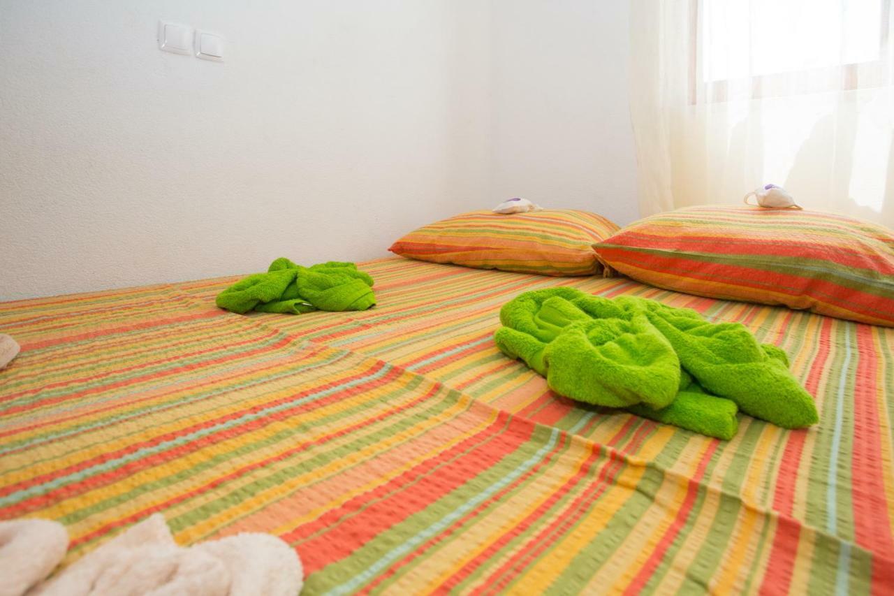 Apartments Mihic Makarska Ngoại thất bức ảnh