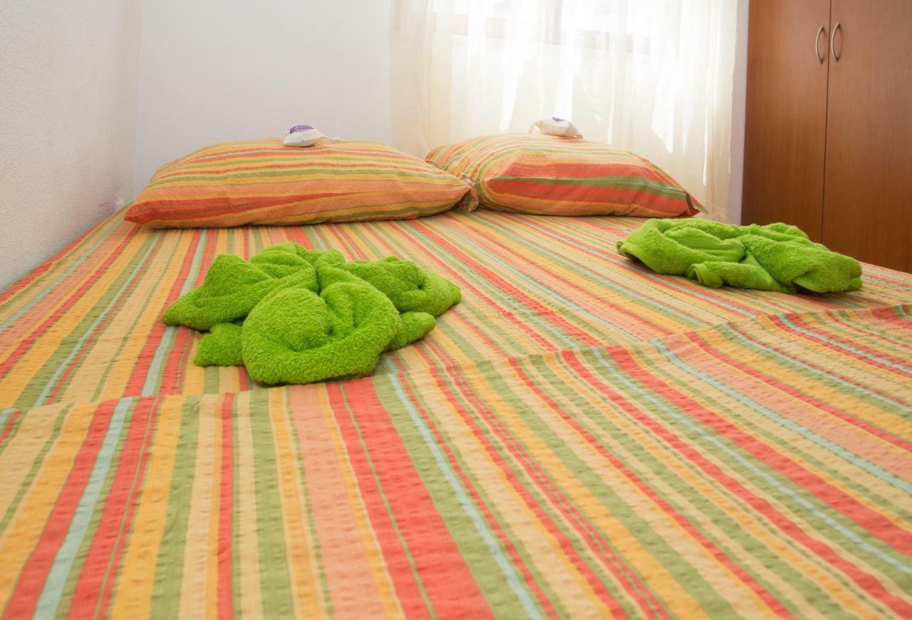 Apartments Mihic Makarska Ngoại thất bức ảnh
