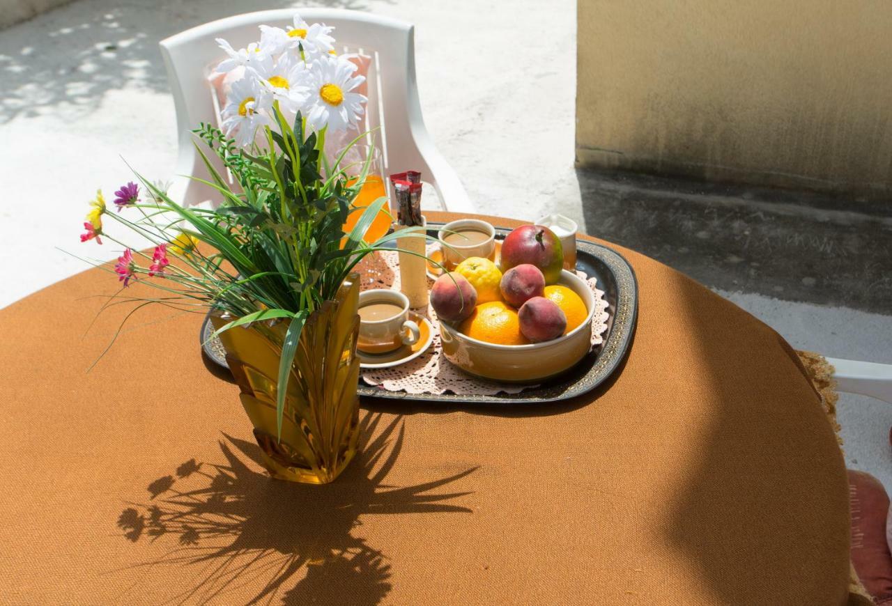 Apartments Mihic Makarska Ngoại thất bức ảnh